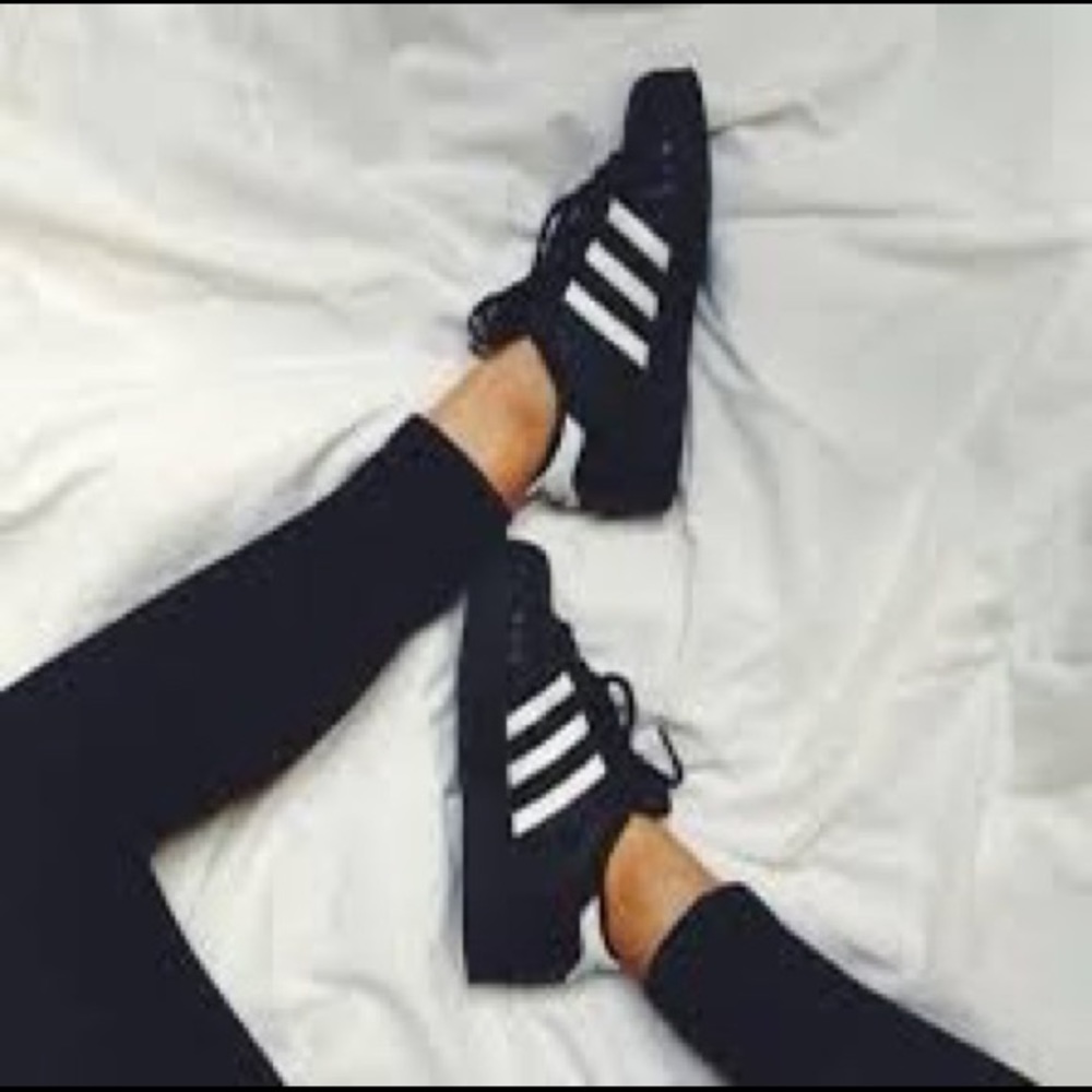 Adidas superstar black and white